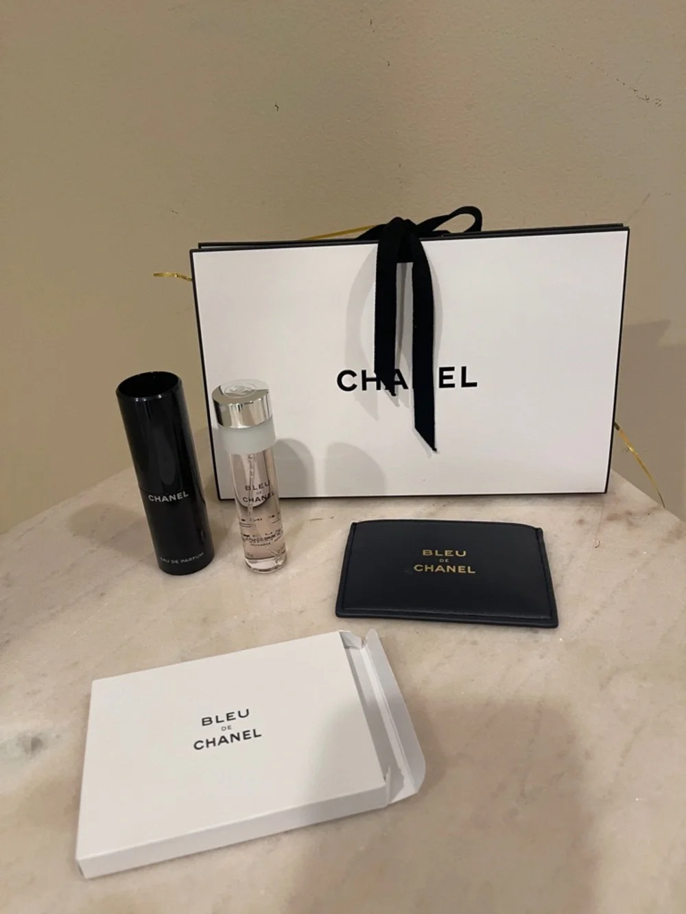 CHANEL De Bleu Twist Eau De Parfum Black Leather Card Holder